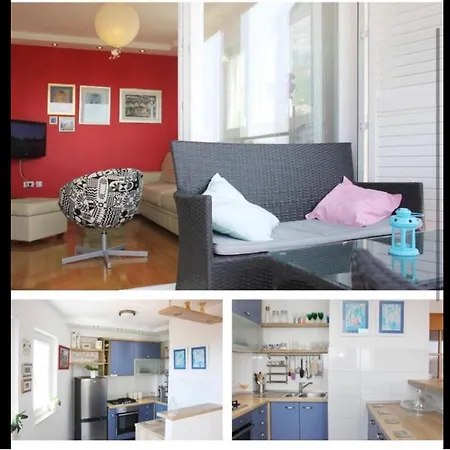 A Close To The Beach With Parking Apartment *